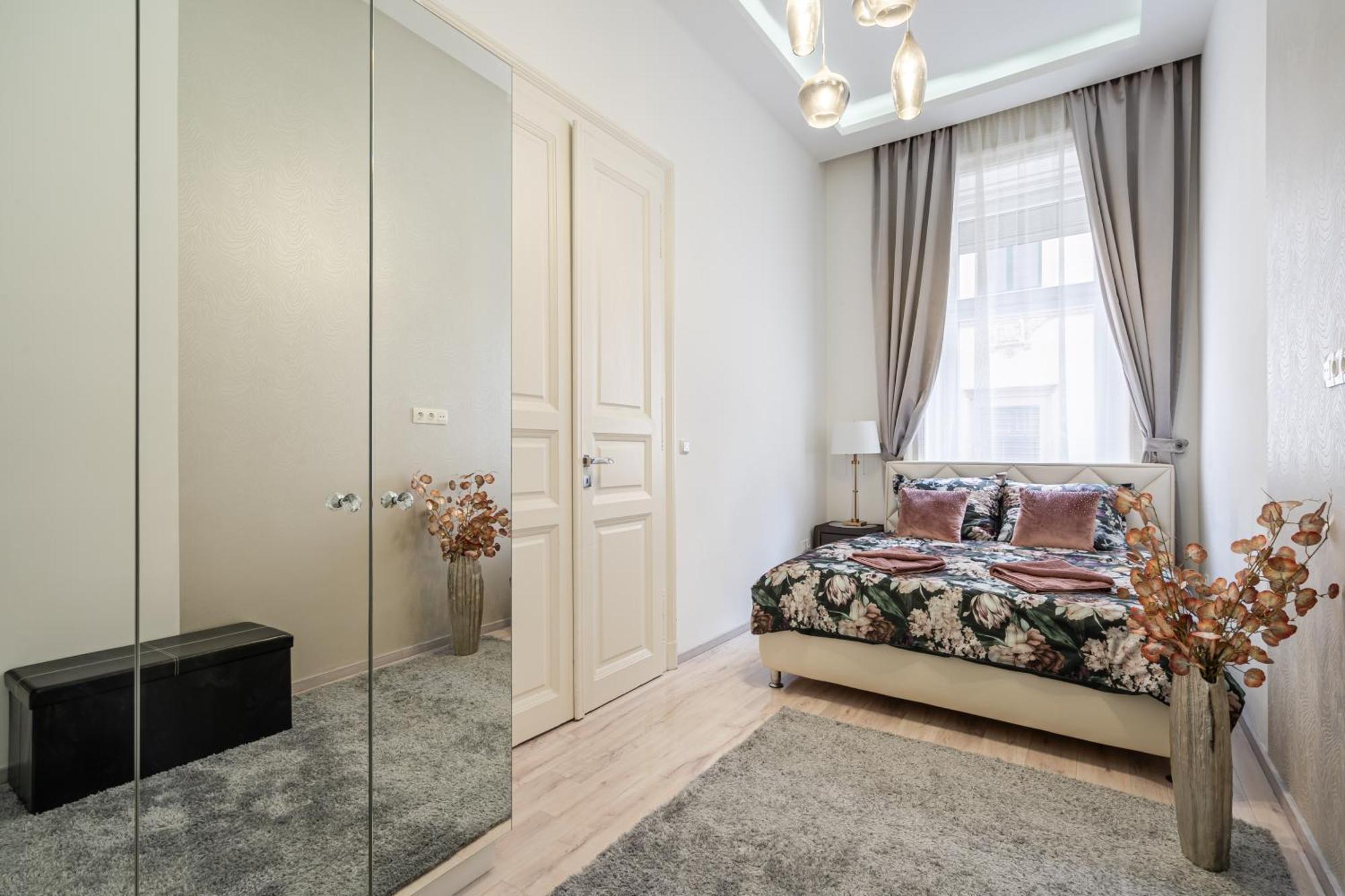 Kiraly 35 Luxury Apartment With Free Parking Βουδαπέστη Εξωτερικό φωτογραφία