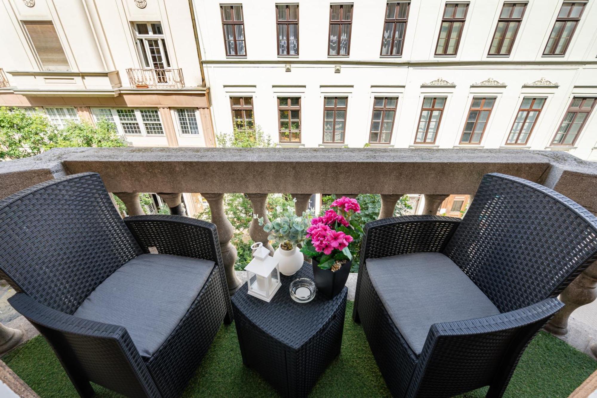 Kiraly 35 Luxury Apartment With Free Parking Βουδαπέστη Εξωτερικό φωτογραφία