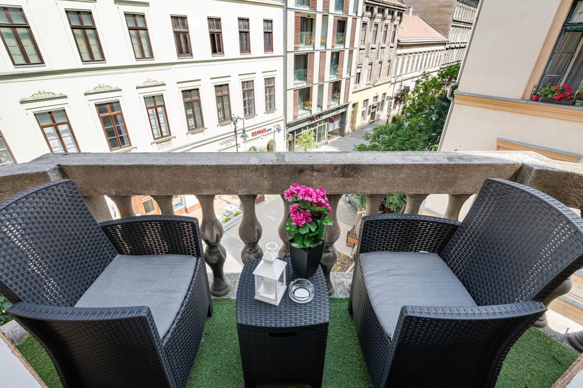 Kiraly 35 Luxury Apartment With Free Parking Βουδαπέστη Εξωτερικό φωτογραφία
